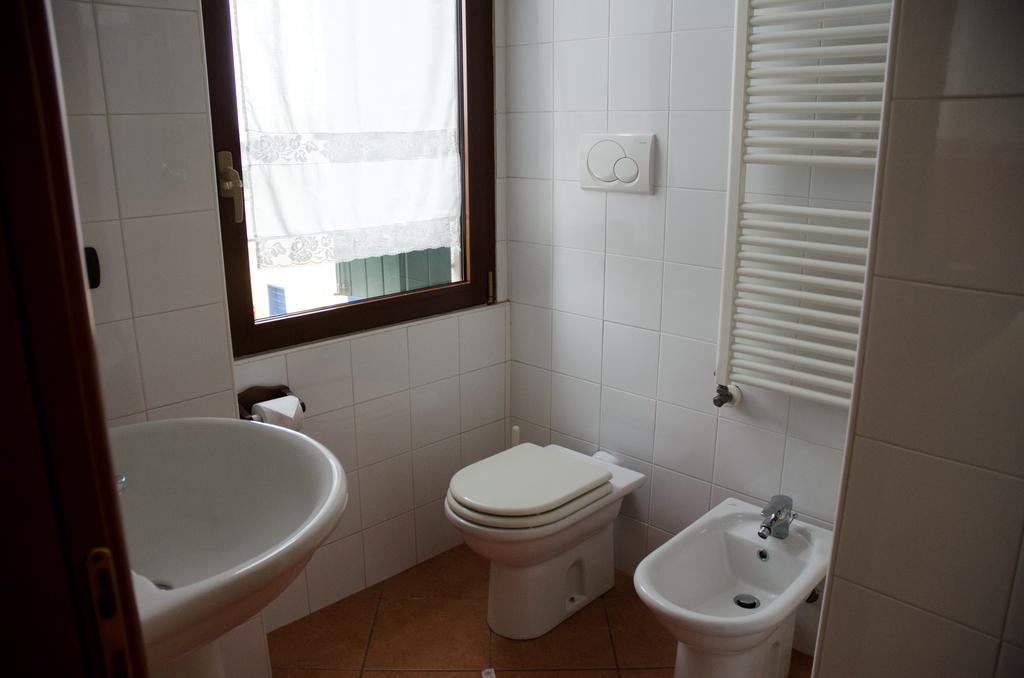 B&B 7 Camini San Giovanni Lupatoto Exterior photo